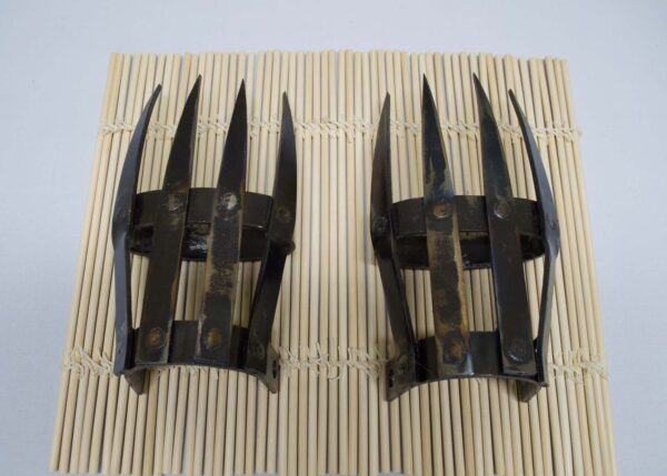 Ninja Tekkokagi iron hand claws – traditional ninja weapon replica